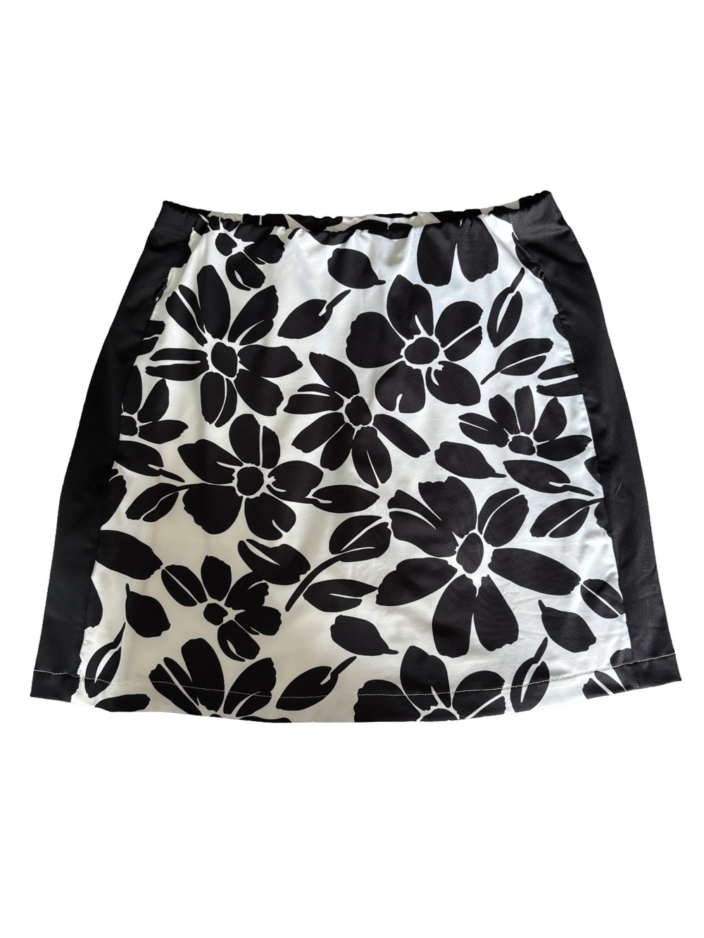 TAIL Black & White Floral Skort